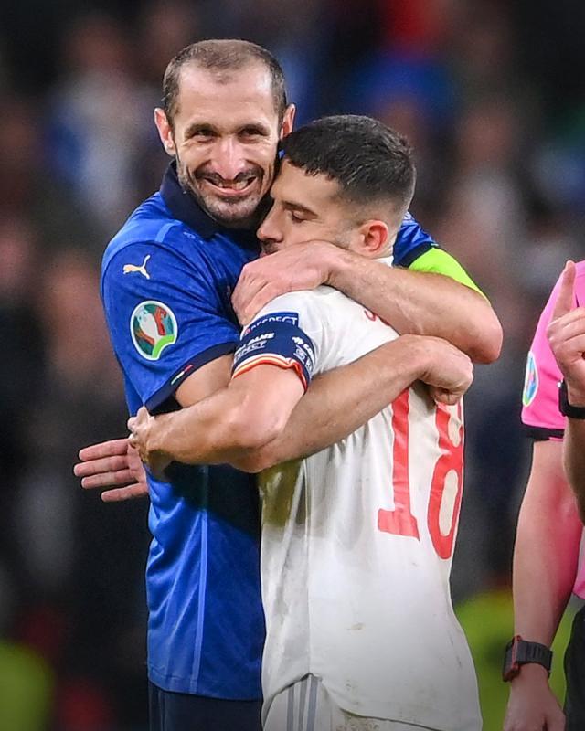 1625734606618003751.jpg E5sJwqPWQAAR-la.jpg